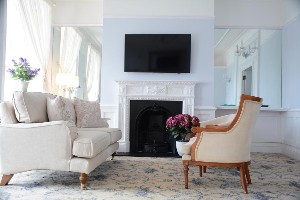 Pier View Self Catering Luxury Apartments Southend-on-Sea Exteriör bild